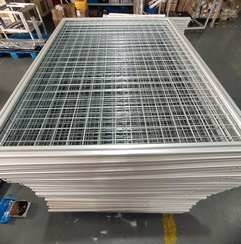 鋁型材防護(hù)圍欄